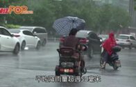 北京迎30年最大暴雨侵襲 河北民眾抱樹自救逃生