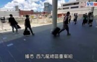 車Cam直擊｜青馬大橋20歲外籍寶馬男司機 左穿右插爬頭失控撞水馬