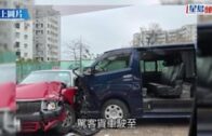 龍翔道客貨車撼的士　兩女子受傷送院