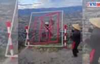 360度旋轉山寨「太空環」突鬆脫 秘魯男連人帶椅墮崖