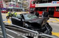 油麻地Audi追撞Tesla失控炒欄 司機乘客棄車逃走被捕 警檢牛肉刀伸縮棍