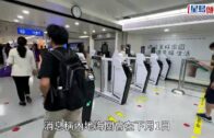 黑碼取消︱記者實測西九龍高鐵站毋須掃碼 惟羅湖口岸繼續要求