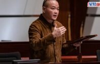 93歲胡楓黑面要求記者即場道歉:講聲對唔住 受訪提及已故太太呂詠荷 對方一句話辣㷫修哥