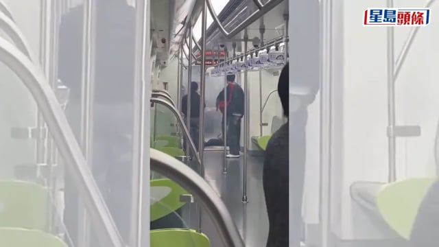 長沙地鐵乘客險一鑊熟 充電寶致女生衣服「自燃」肇禍