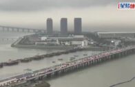 回港高峰︱港珠澳大橋塞爆 車龍長達近5公里 望不到龍尾