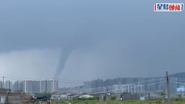 珠海驚見龍捲風？ 氣象局拆解「空中漏斗」奇觀｜有片