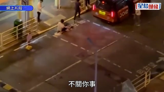沙角邨多人毆鬥 男子倒地遭踩頸 兇徒呼同黨「執手尾」:你搞掂佢啦