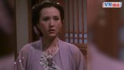 霍震寰太太陳琪琪激罕現身 昔日邵氏美人曾捨命救子致重傷 撐拐杖出入無損優雅闊太氣質