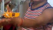 星島申訴王 | 深水埗公屋戶長期囤物走廊 揭曾拍電影又多次鬧企跳 房署已清理兼找社工跟進
