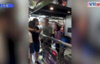 劉嘉玲罕露驚恐表情畫面曝光 低胸任代言人惹過百粉絲起哄 疑被嚇窒以手遮胸