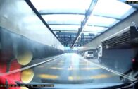 紅隧口客貨車失控撞欄翻側 男司機手腳擦傷送院
