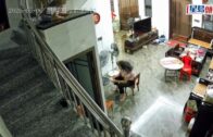 星島申訴王 | 港婦自稱白龍王信徒 甜品店派錢每人$500 9名食客「唔敢拎」 白龍王香港弟子親解謎團